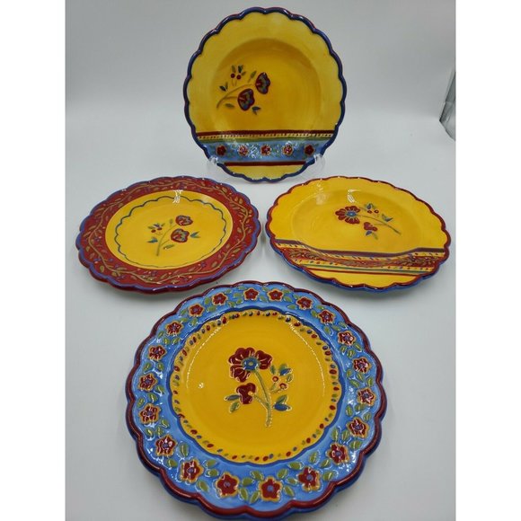 MWW Market Floral Dessert Plates Ceramic set of 4 Approximately 8” Wide - Picture 1 of 6